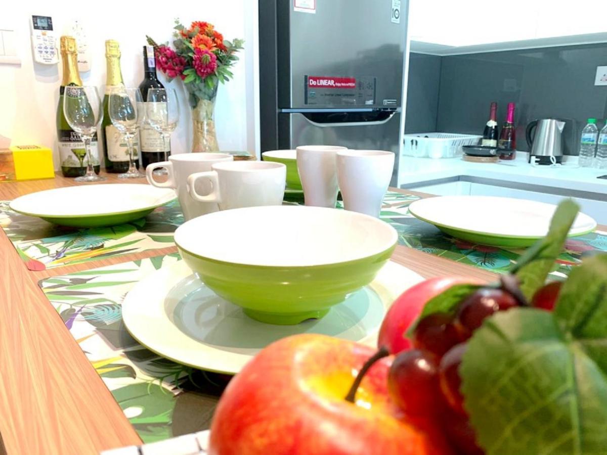 Almas Suites Puteri Harbour 누사자야 외부 사진