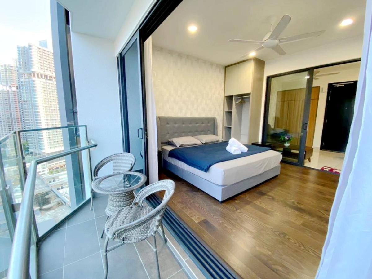 Almas Suites Puteri Harbour 누사자야 외부 사진