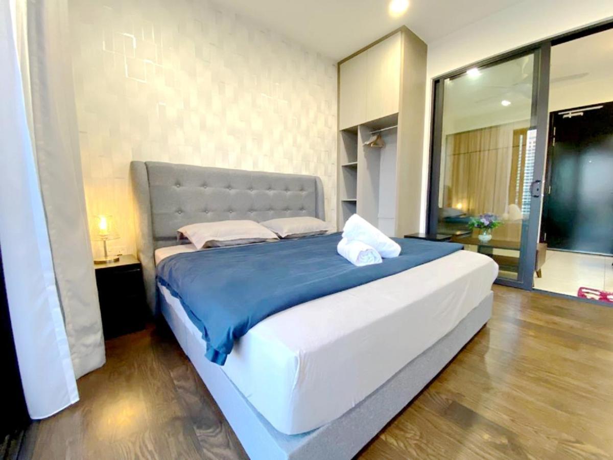 Almas Suites Puteri Harbour 누사자야 외부 사진