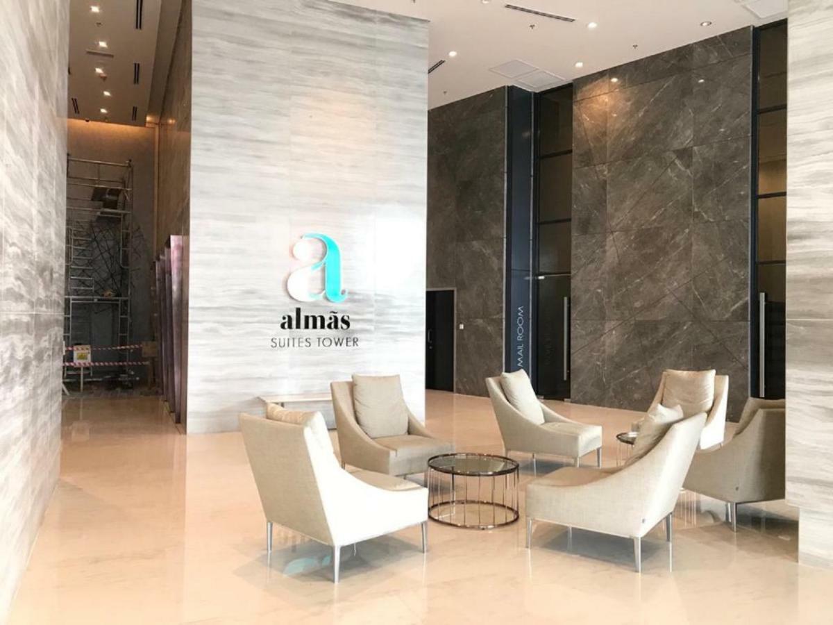 Almas Suites Puteri Harbour 누사자야 외부 사진